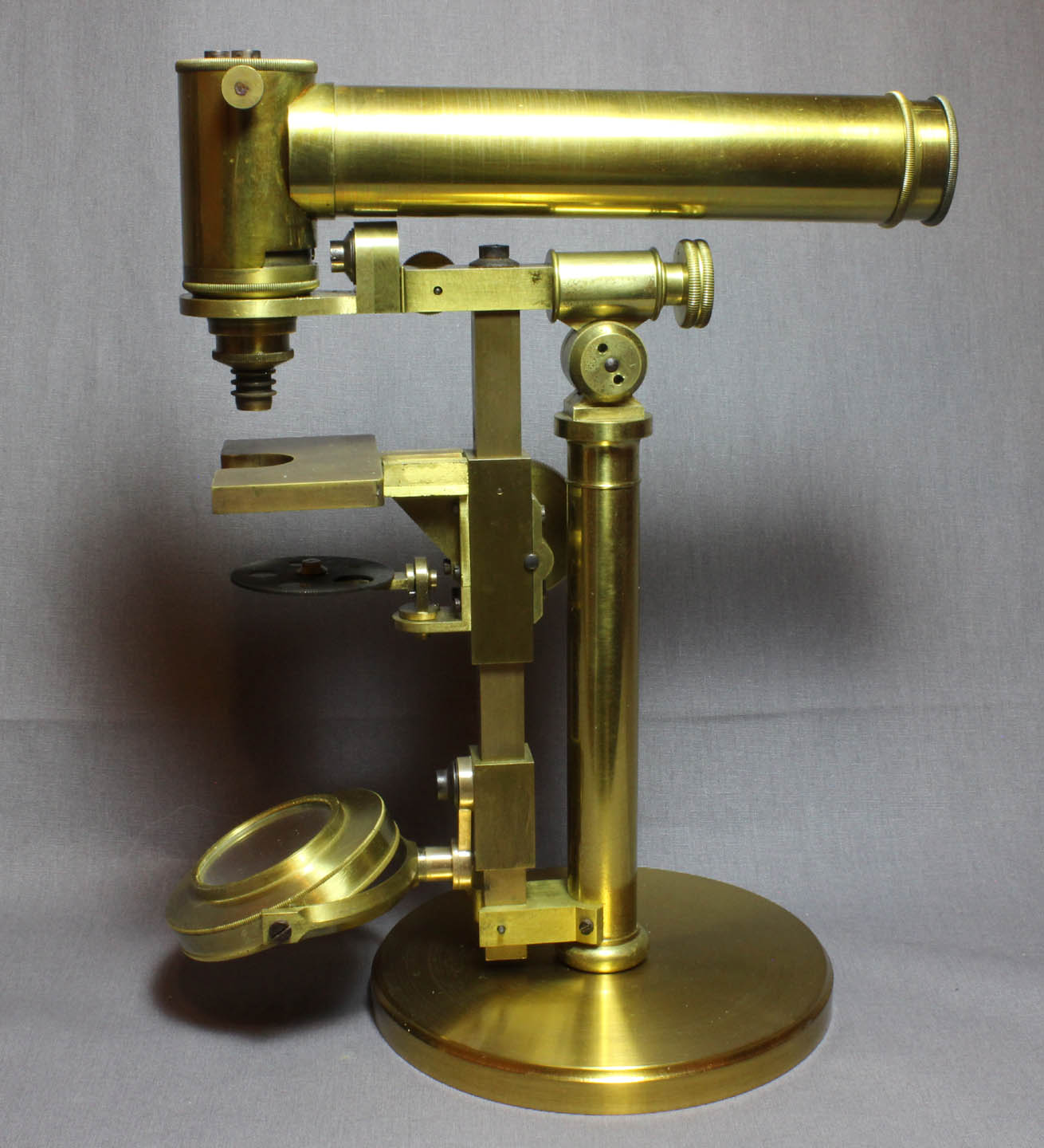 Chevalier Universal Microscope