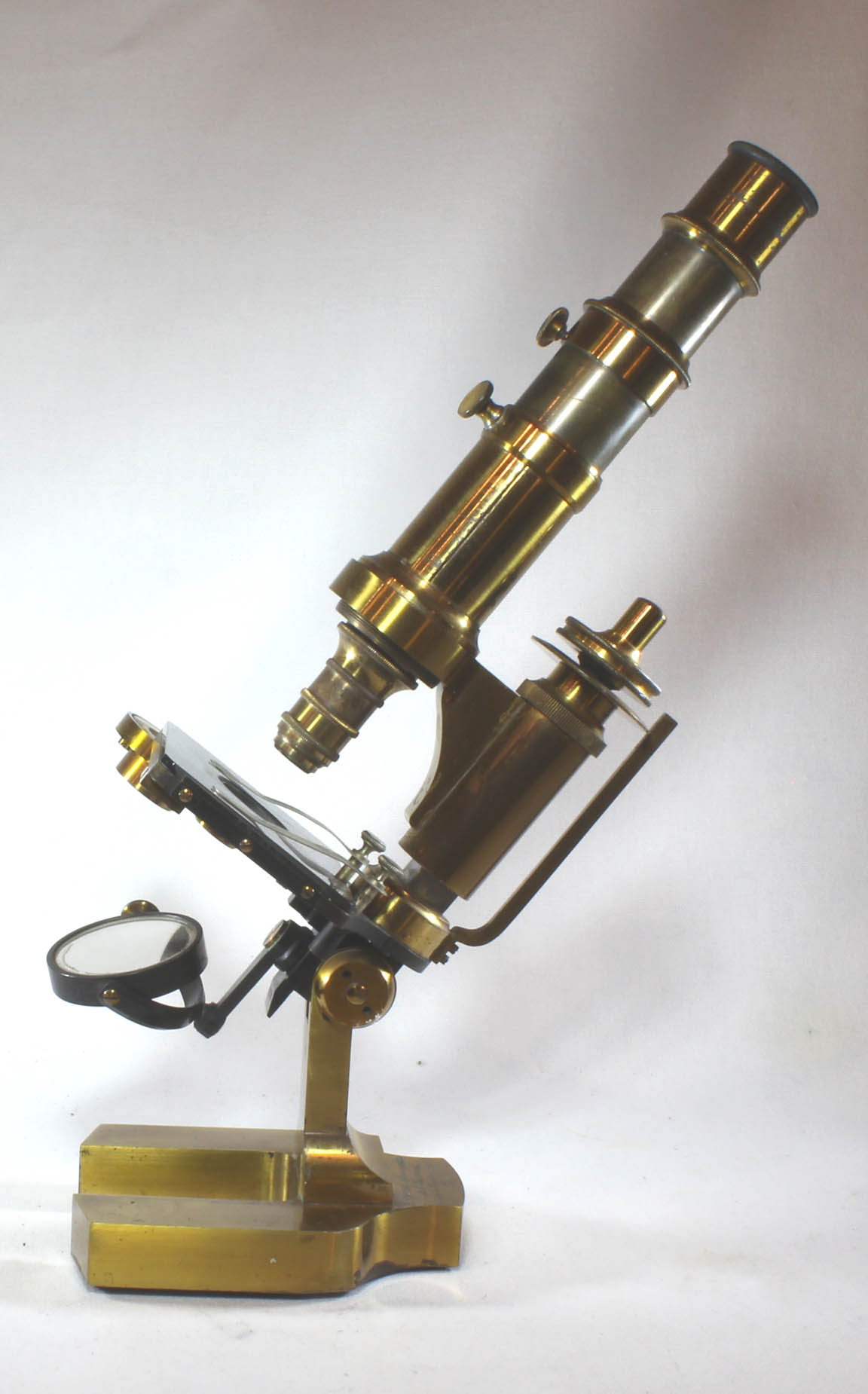 Verick Microscope Left side
