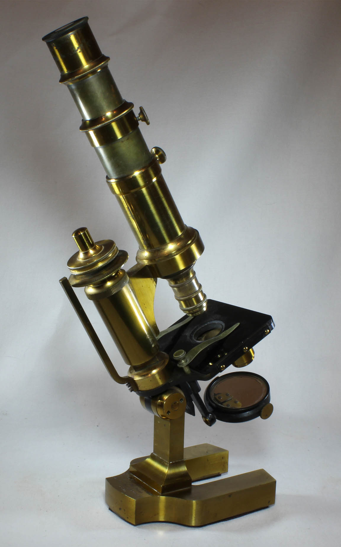 Verick Microscope