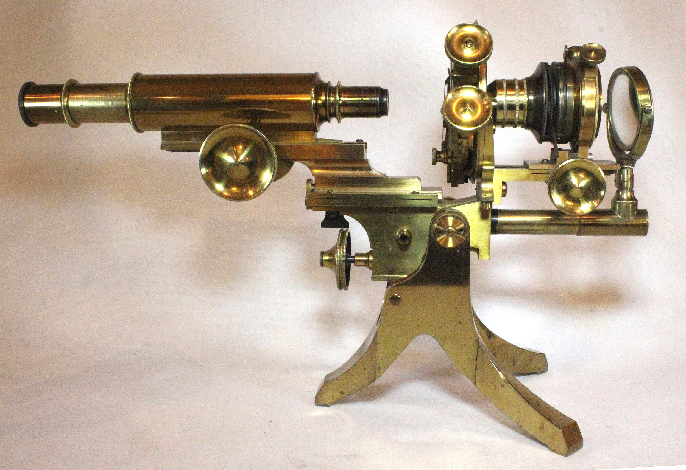 Fairservice microscope