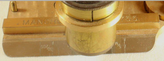 Microscope
