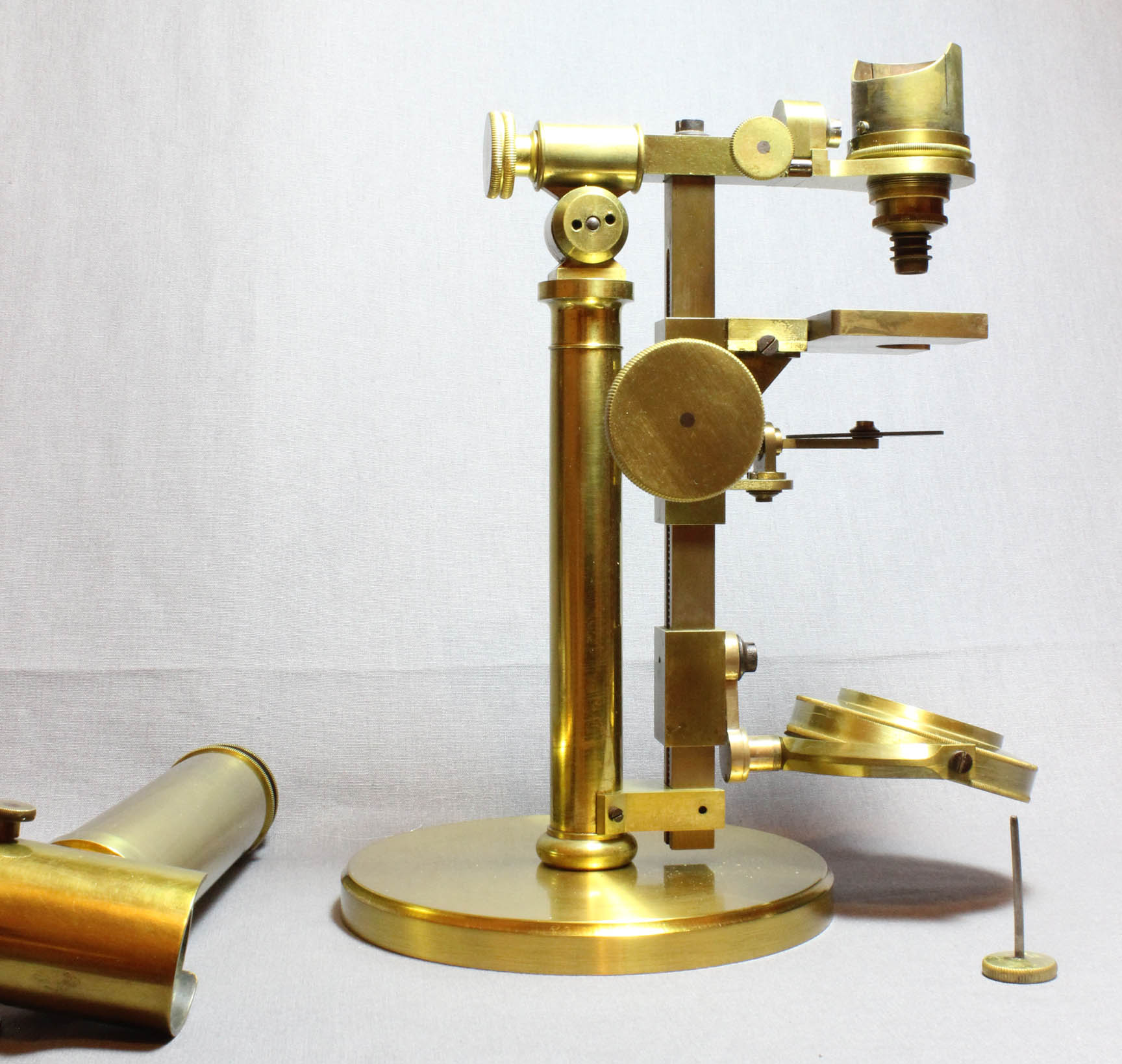 Chevalier Universal Microscope