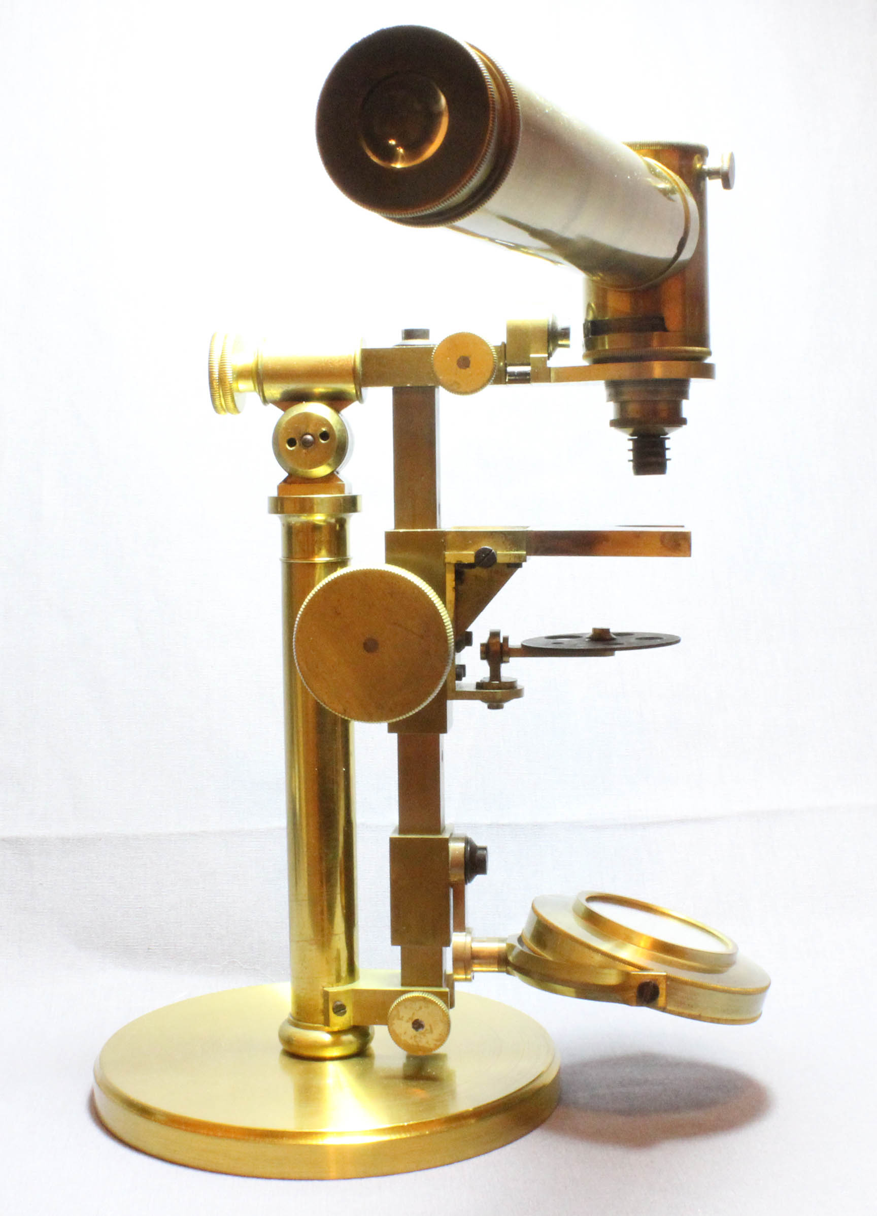 Chevalier Universal Microscope