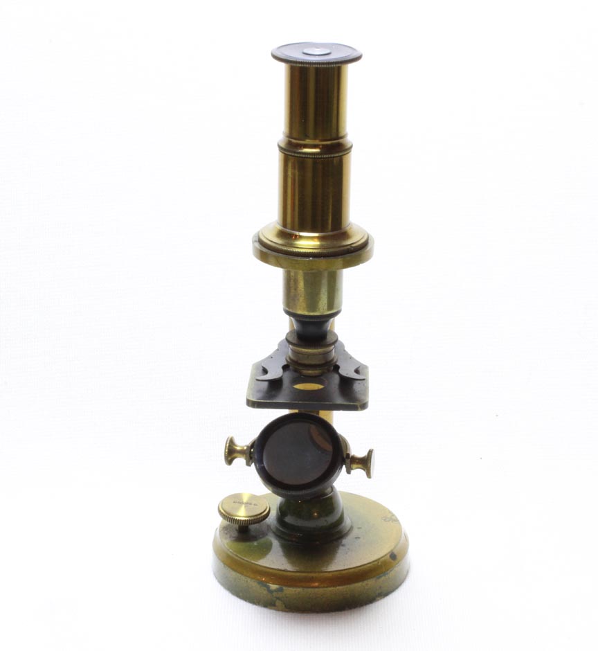 Microscope