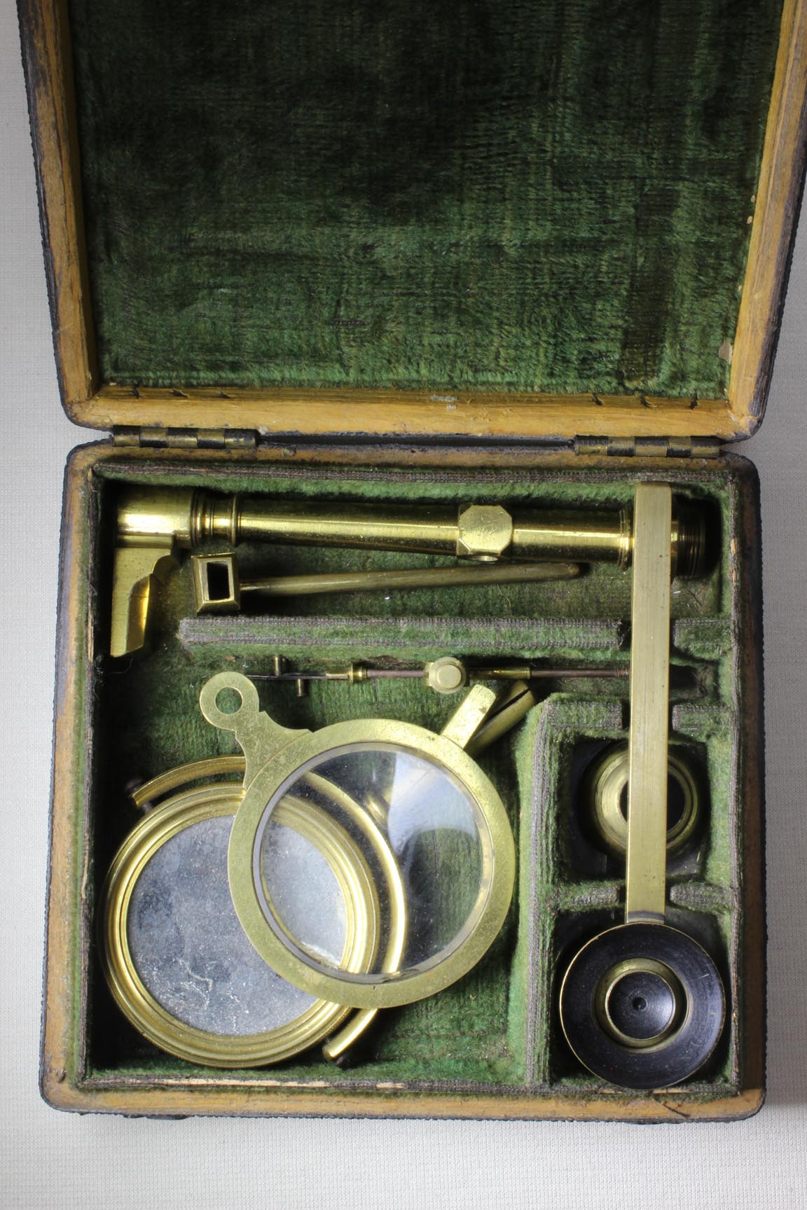 Ellis 
Microscope