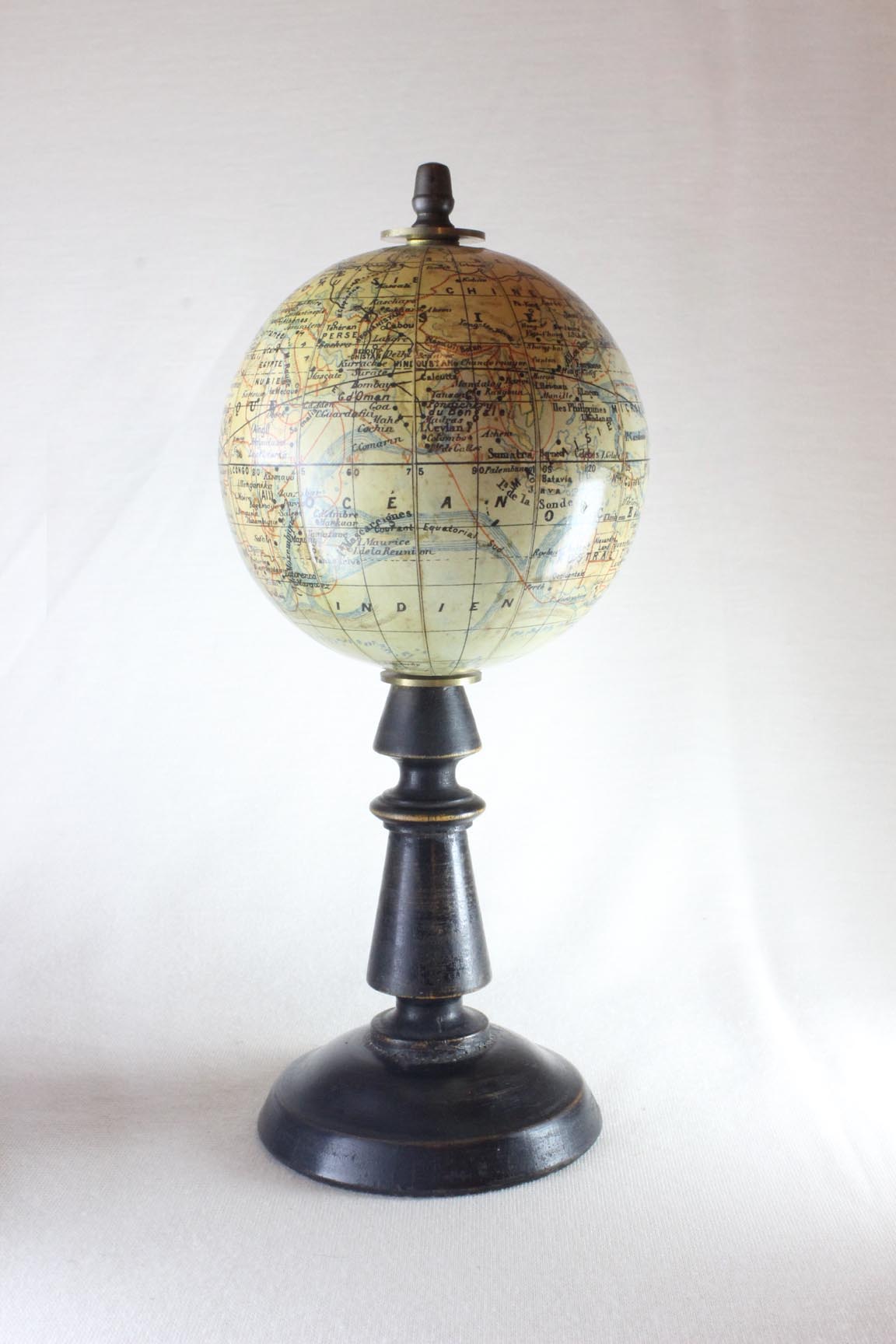 Forest globe