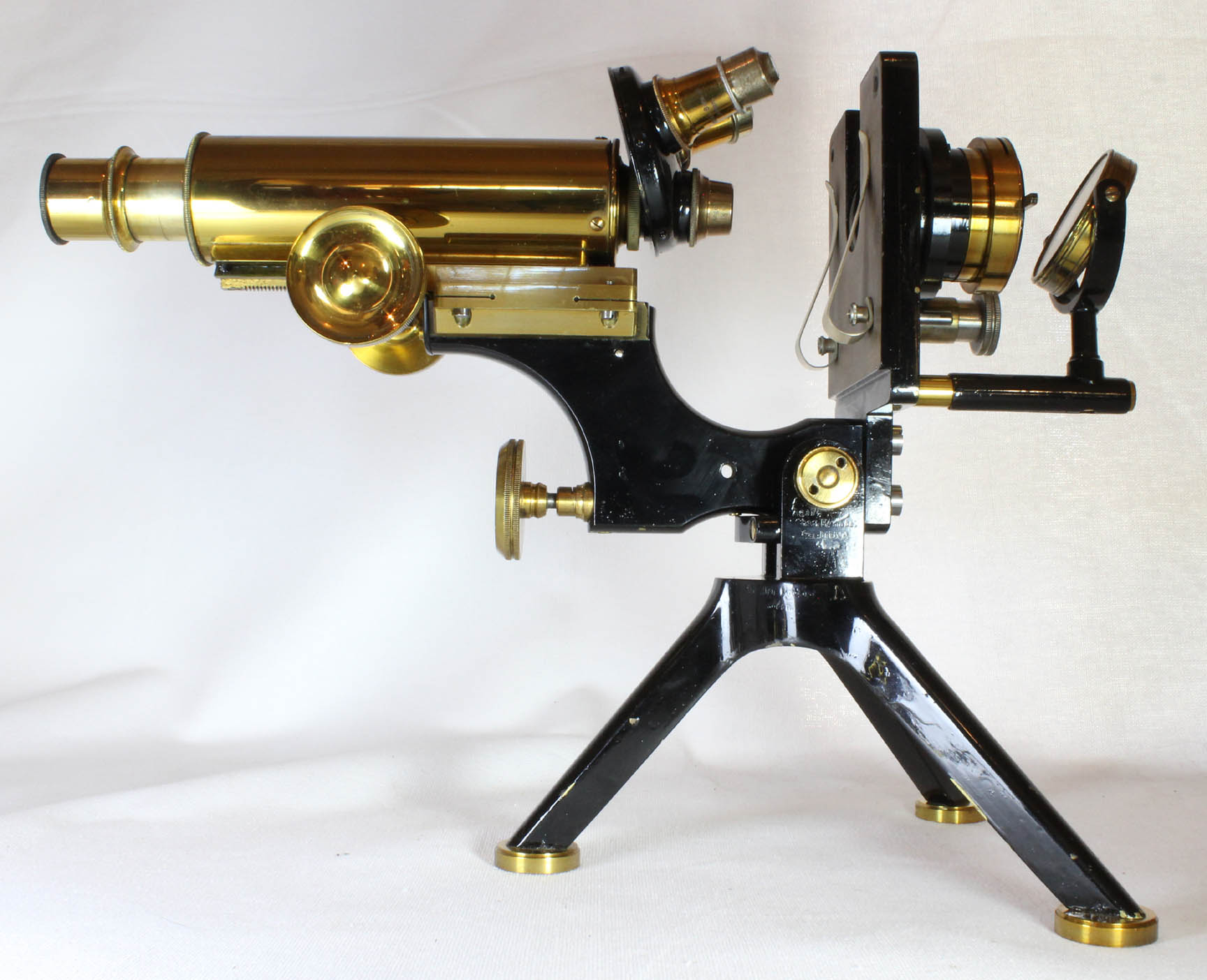 fram Microscope