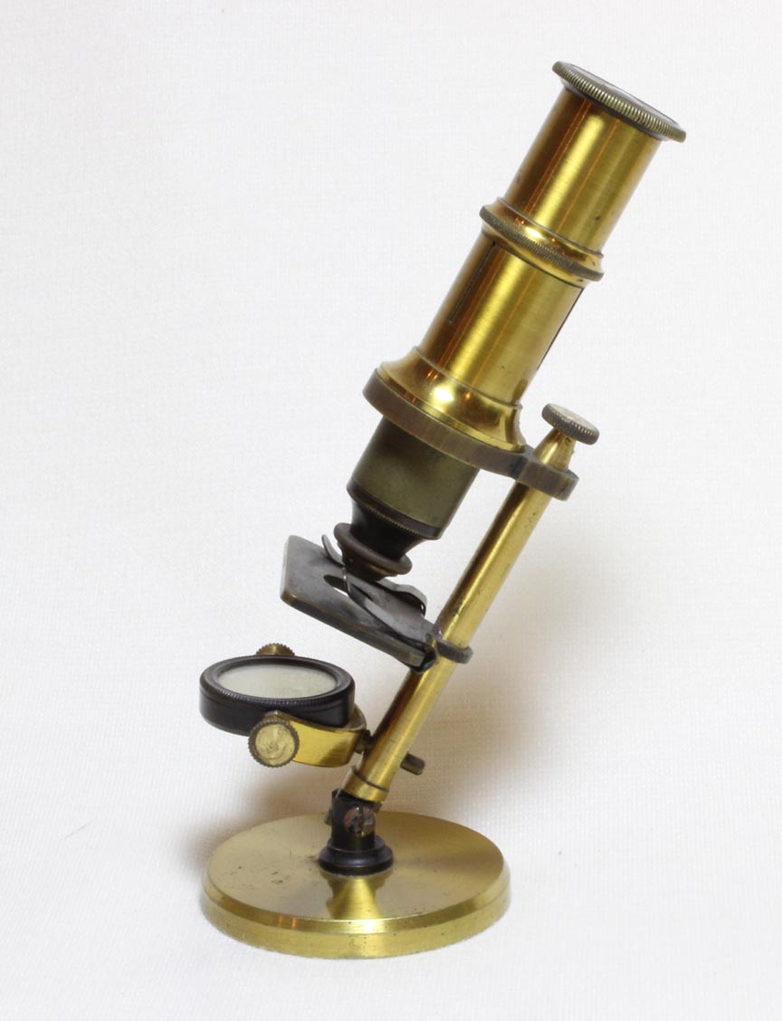 Microscope