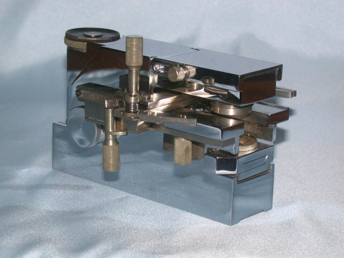 Hearson McArthur Microscope