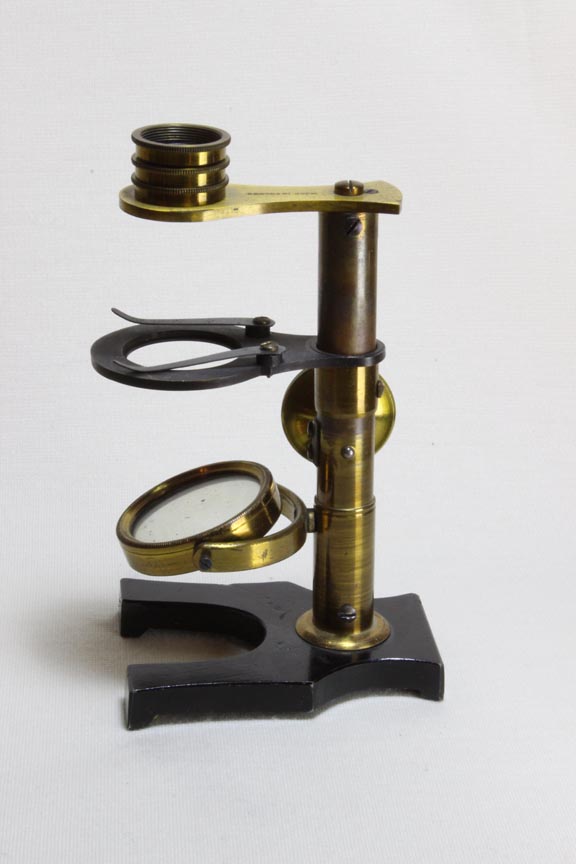 Microscope