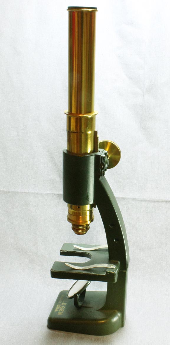 Microscope