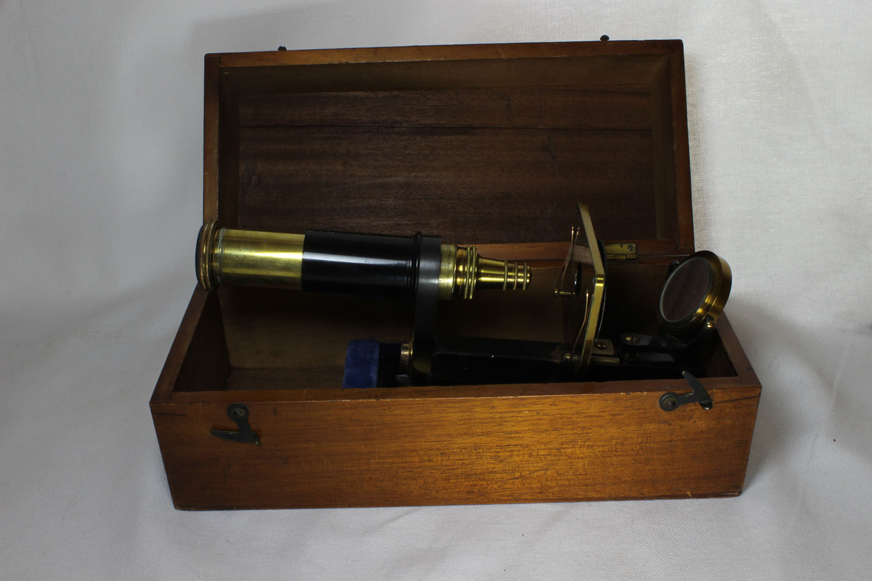 Parkes Microscope