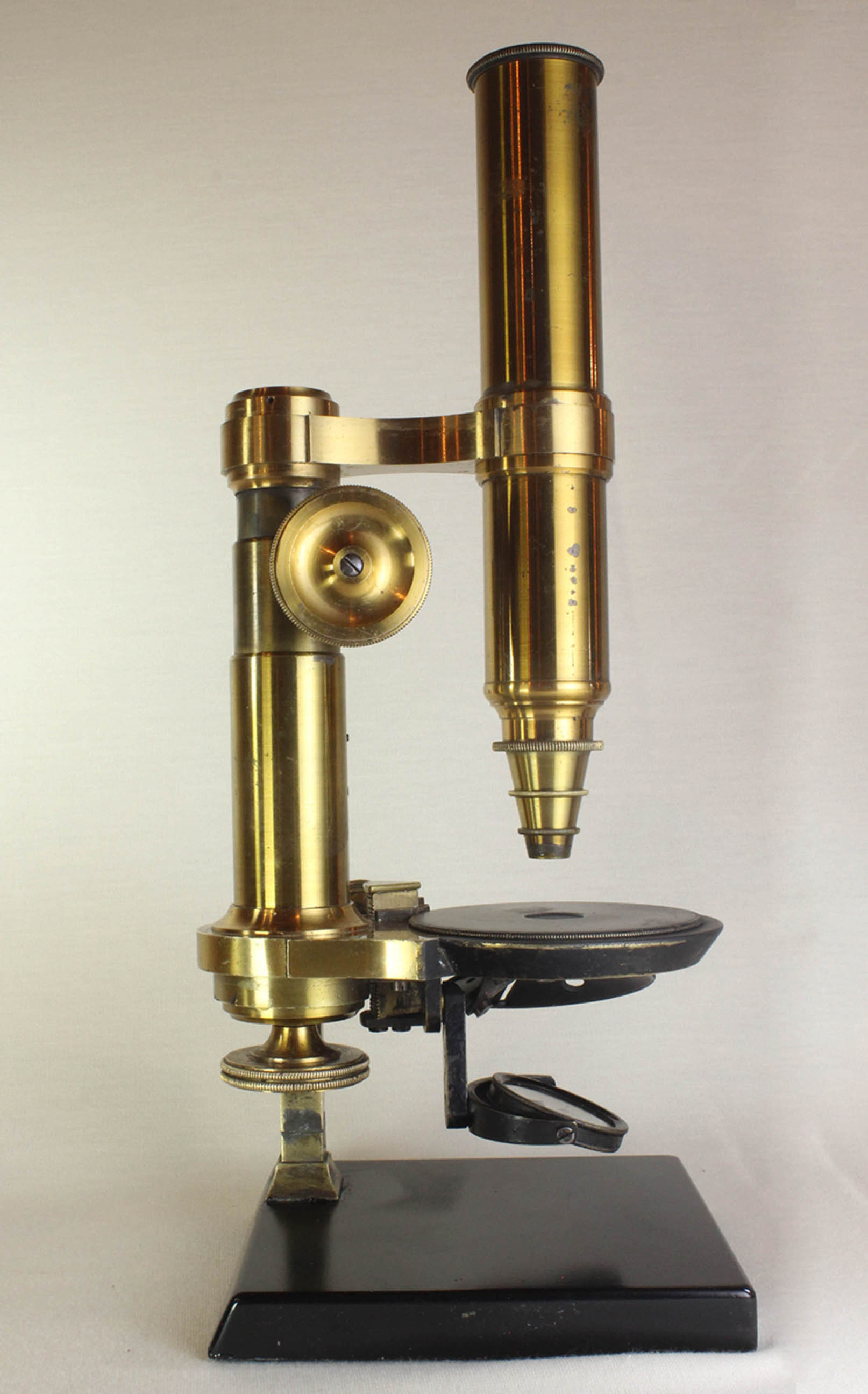 Continental Microscope from the Optical Institute of Wetzlar