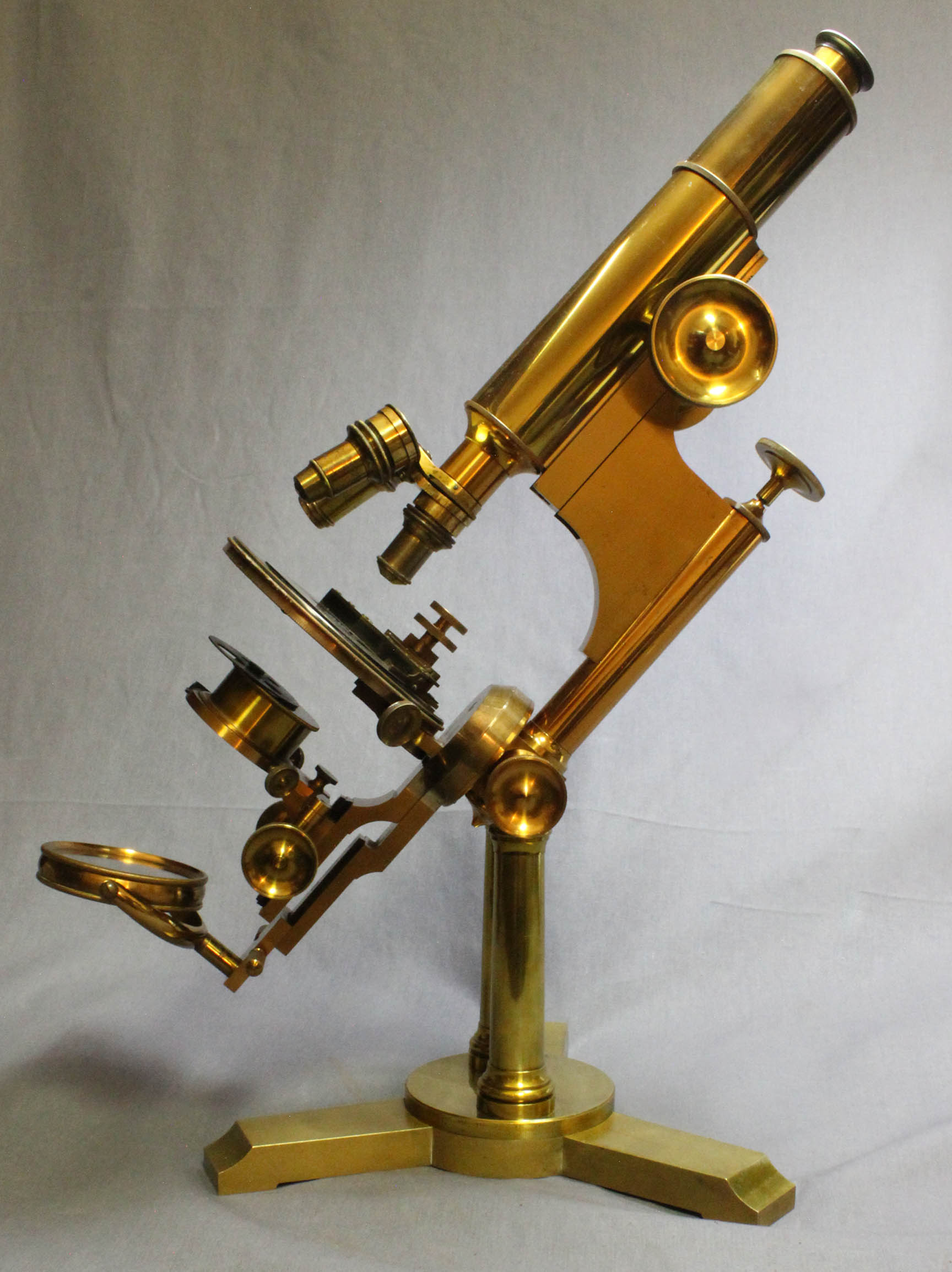 B and L Professional microscope