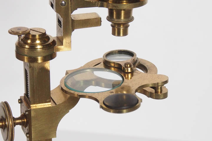 XXXX microscope