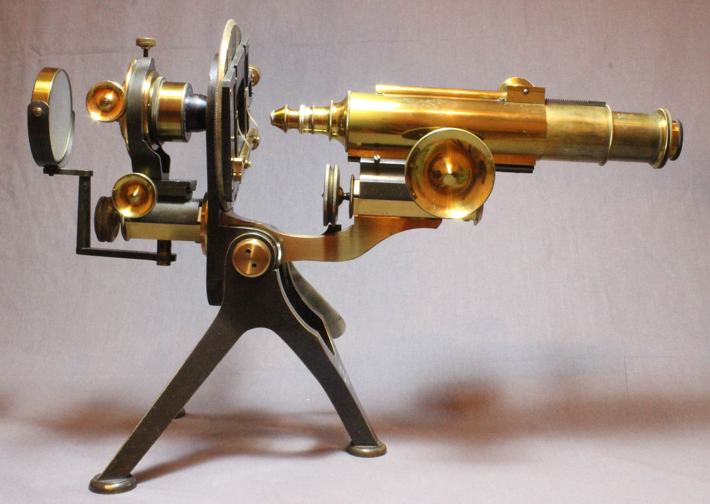 Nelson-Curties microscope No 2 c. 1895