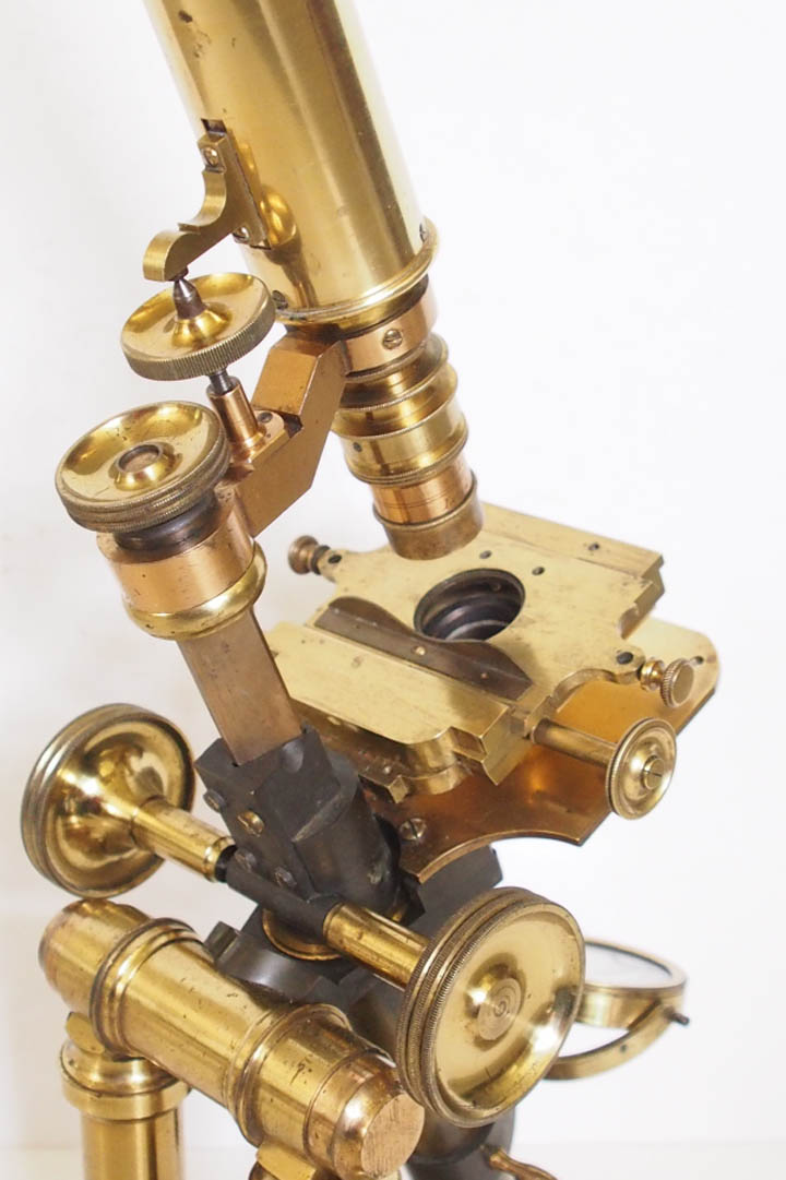 2 pillar scope with mechanical stage