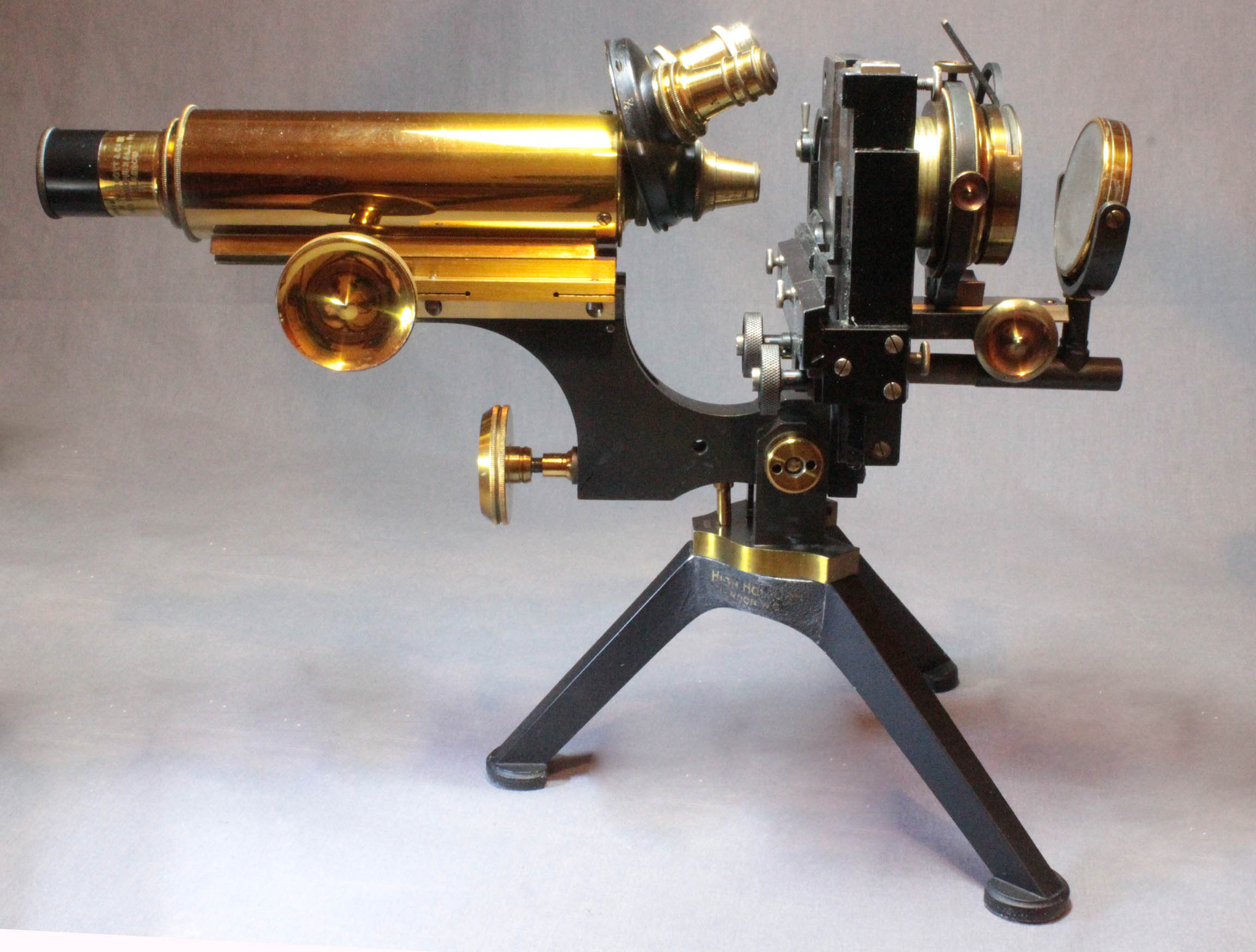 Fram Microscope