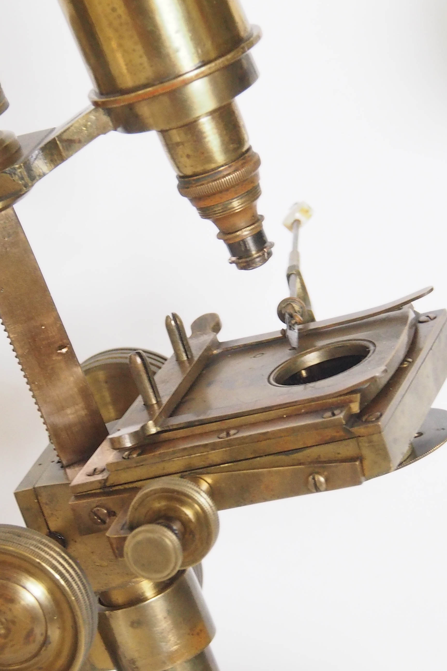 Pritchard microscope