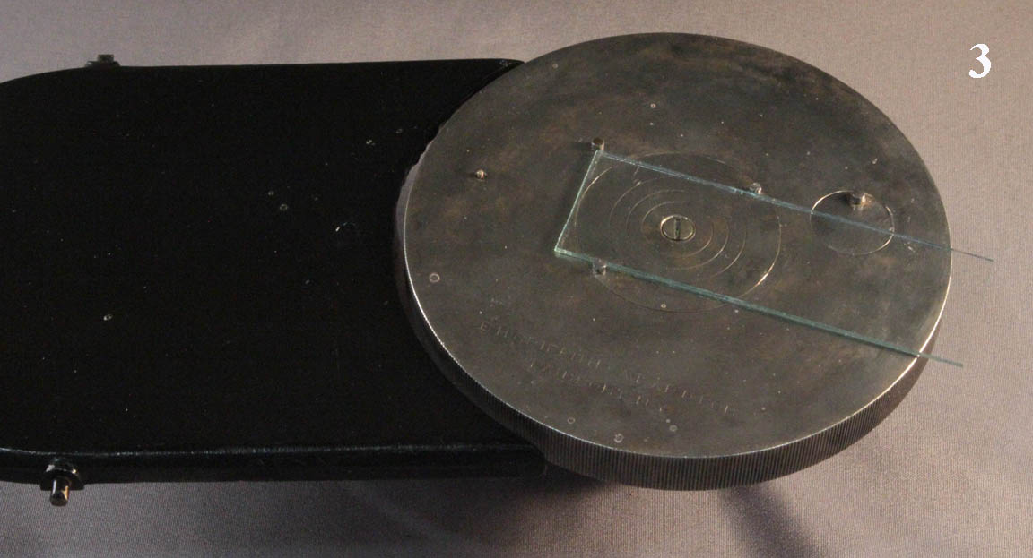 Microscope