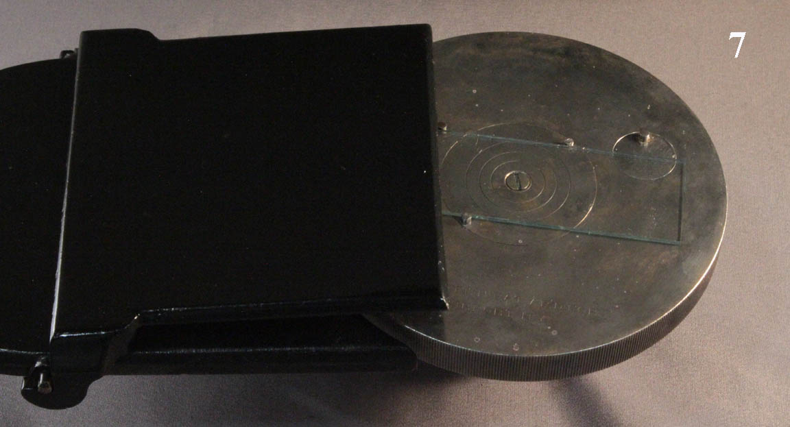 Microscope