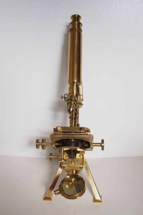 P and L microscope