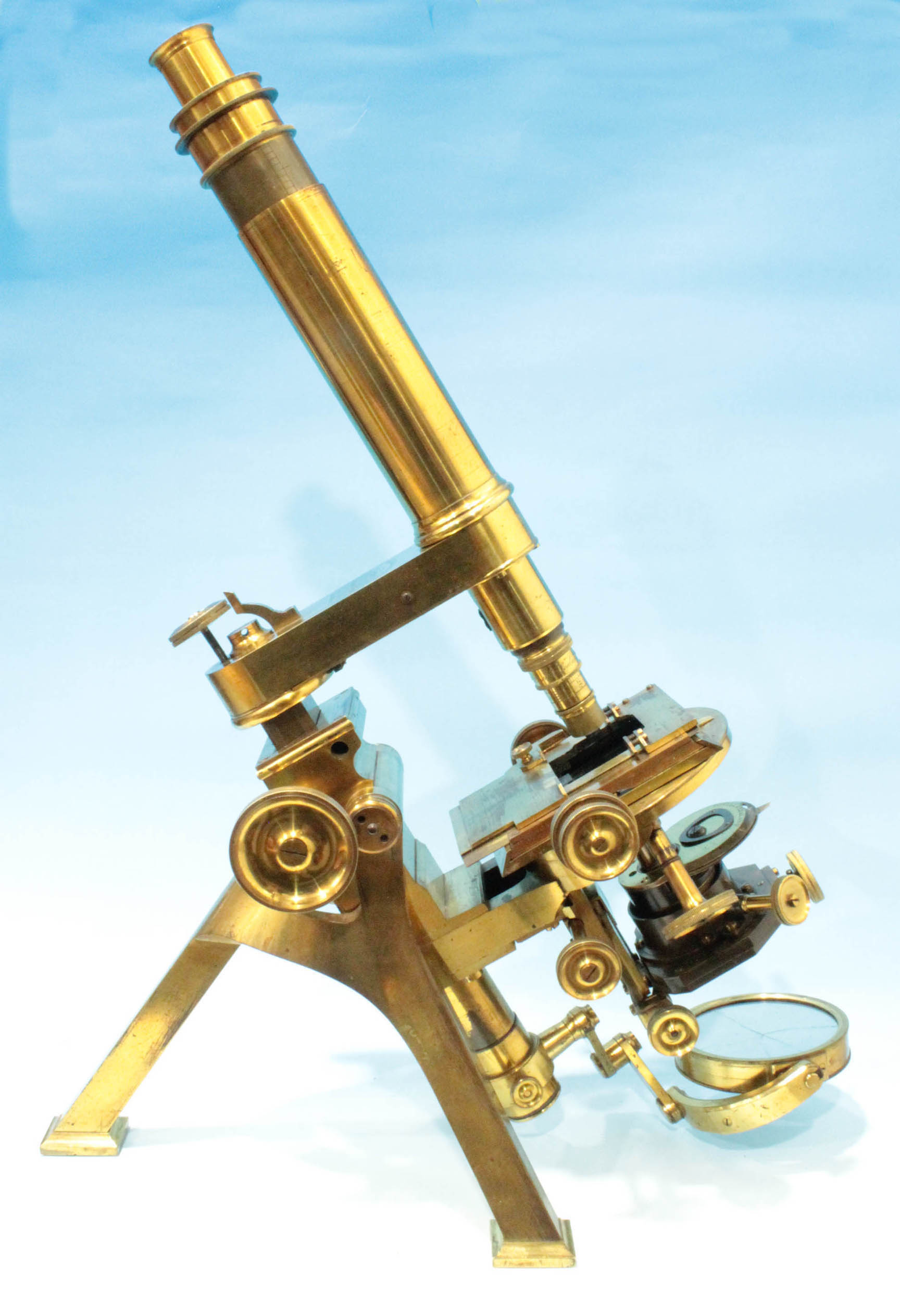 XXXX microscope