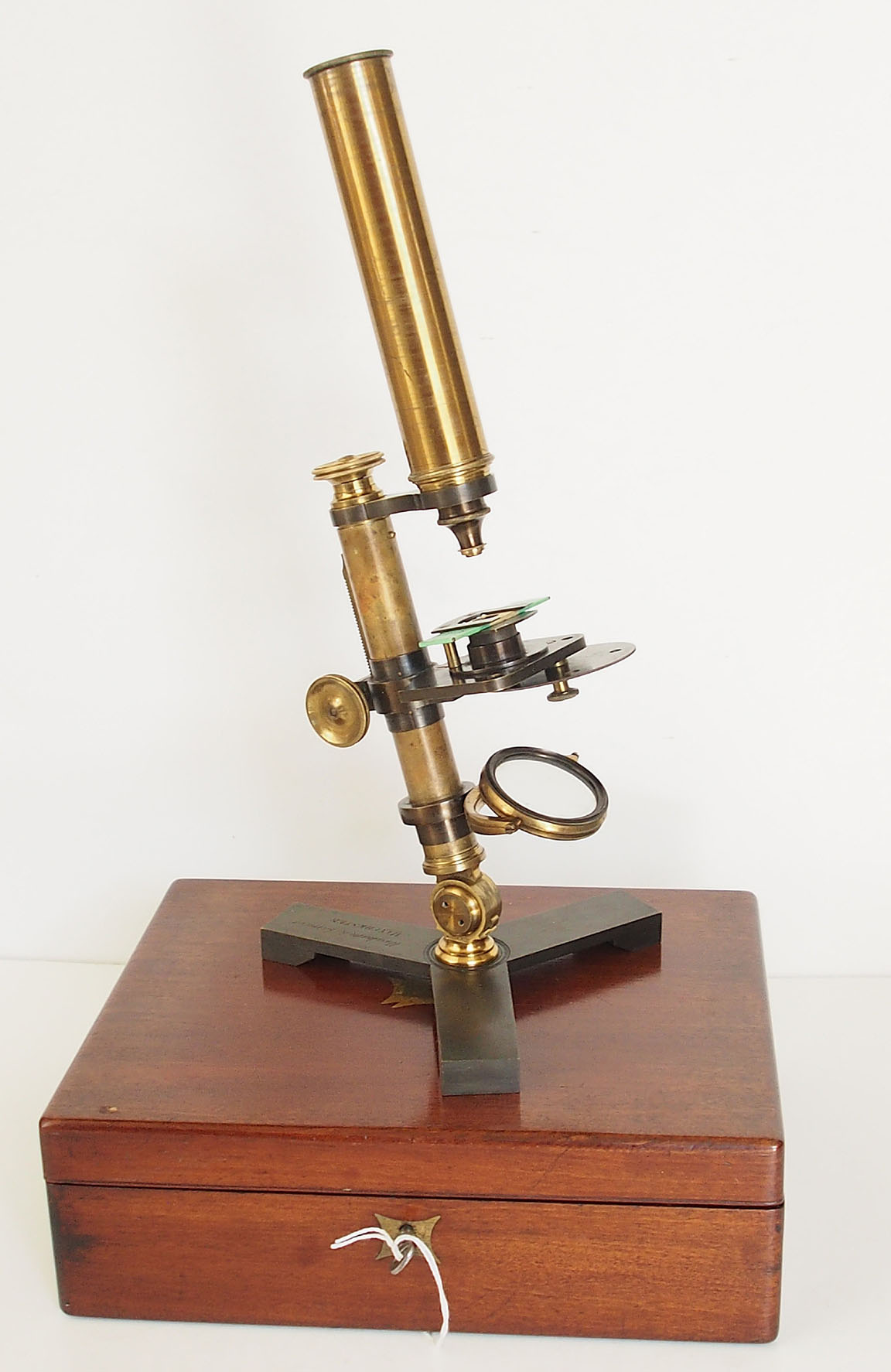 a and d microscope