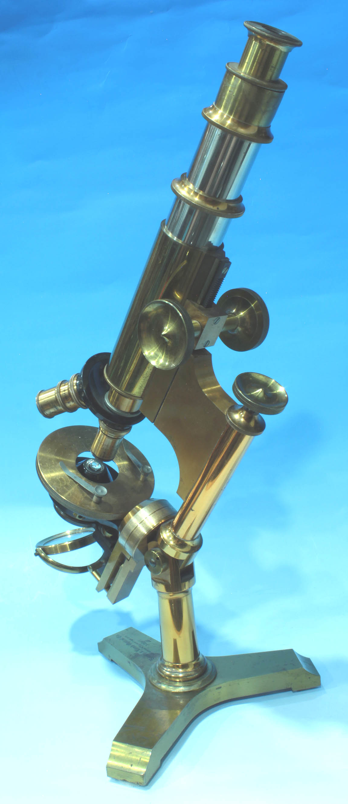 Universal microscope