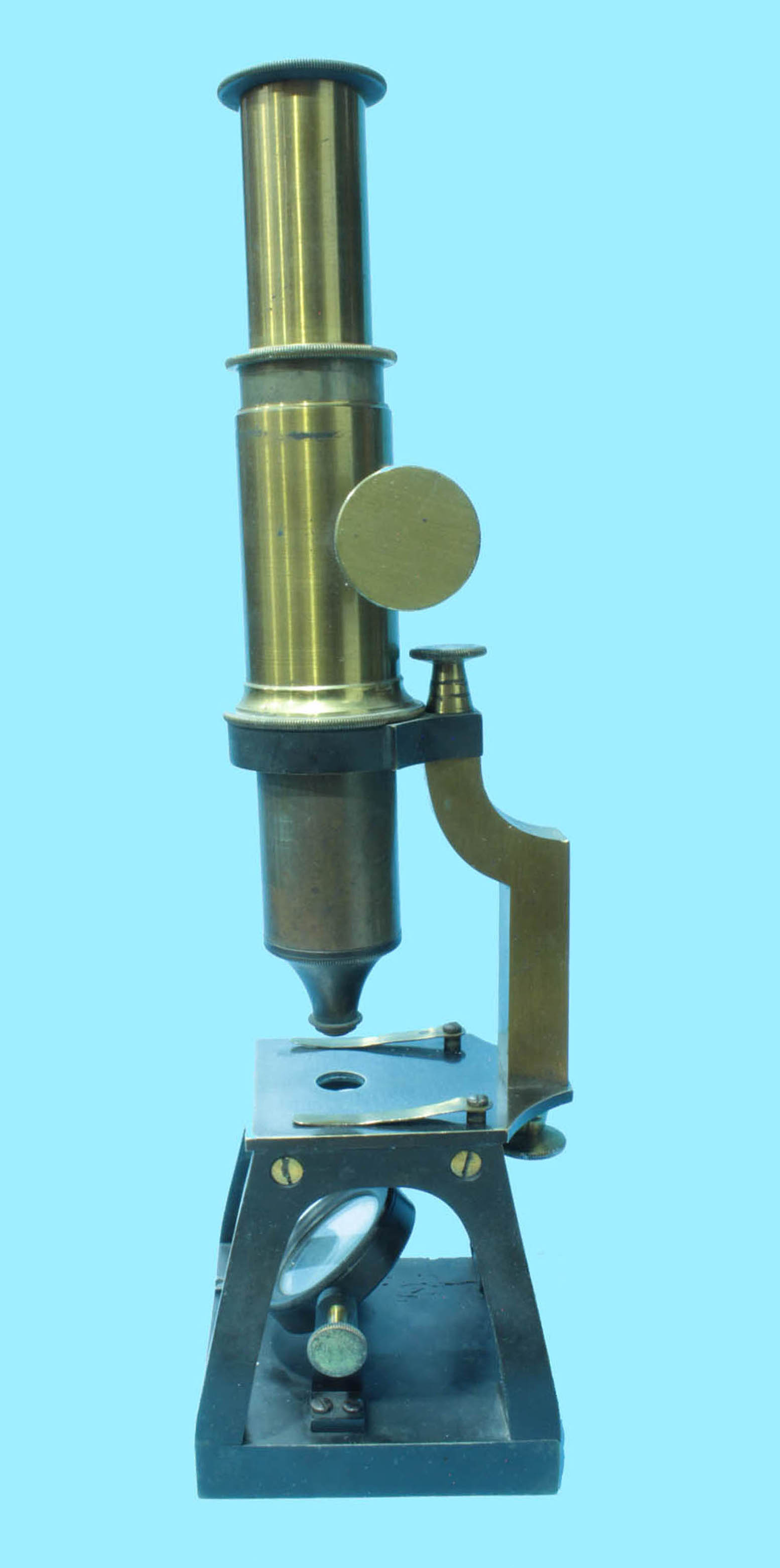 XXXX microscope