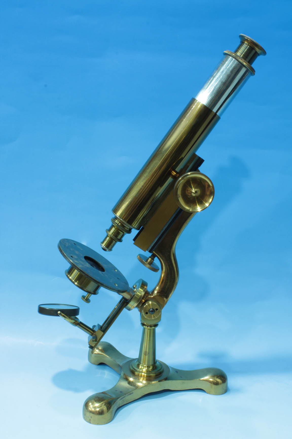 Scientific microscope