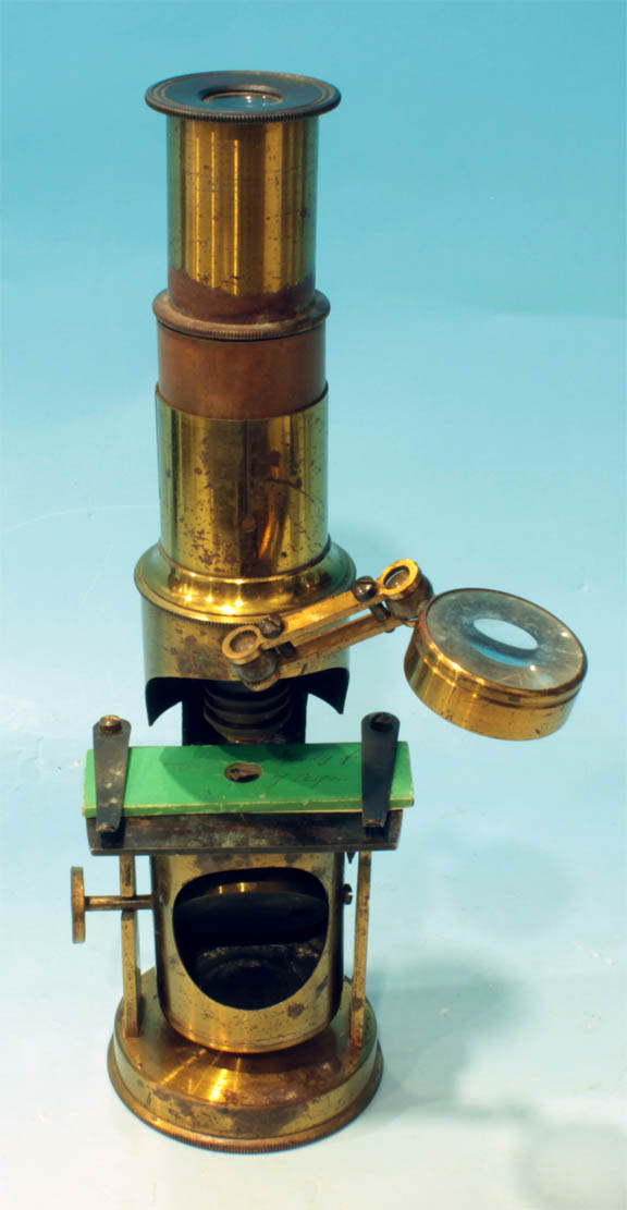 Microscope