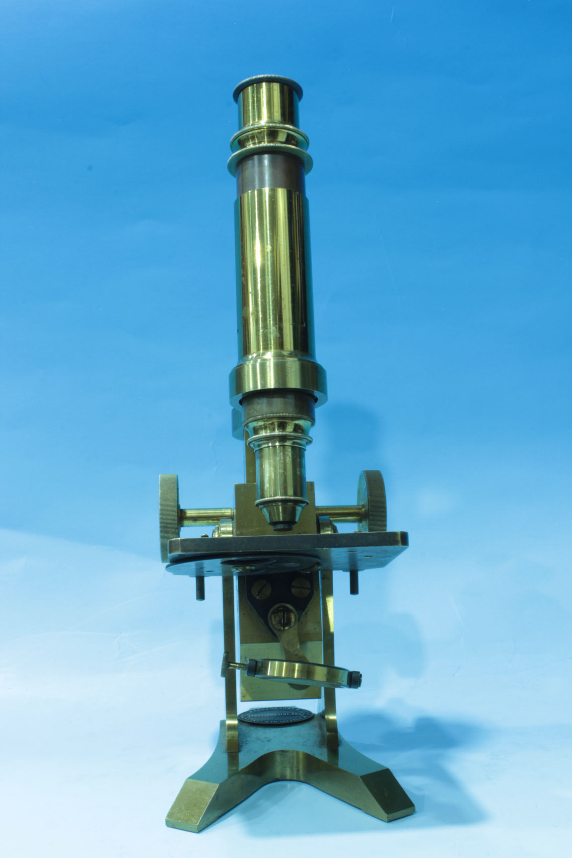 Microscope