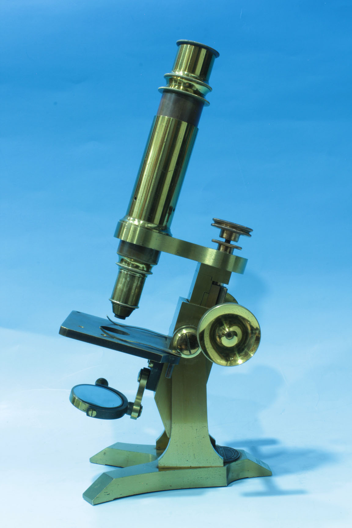 Microscope