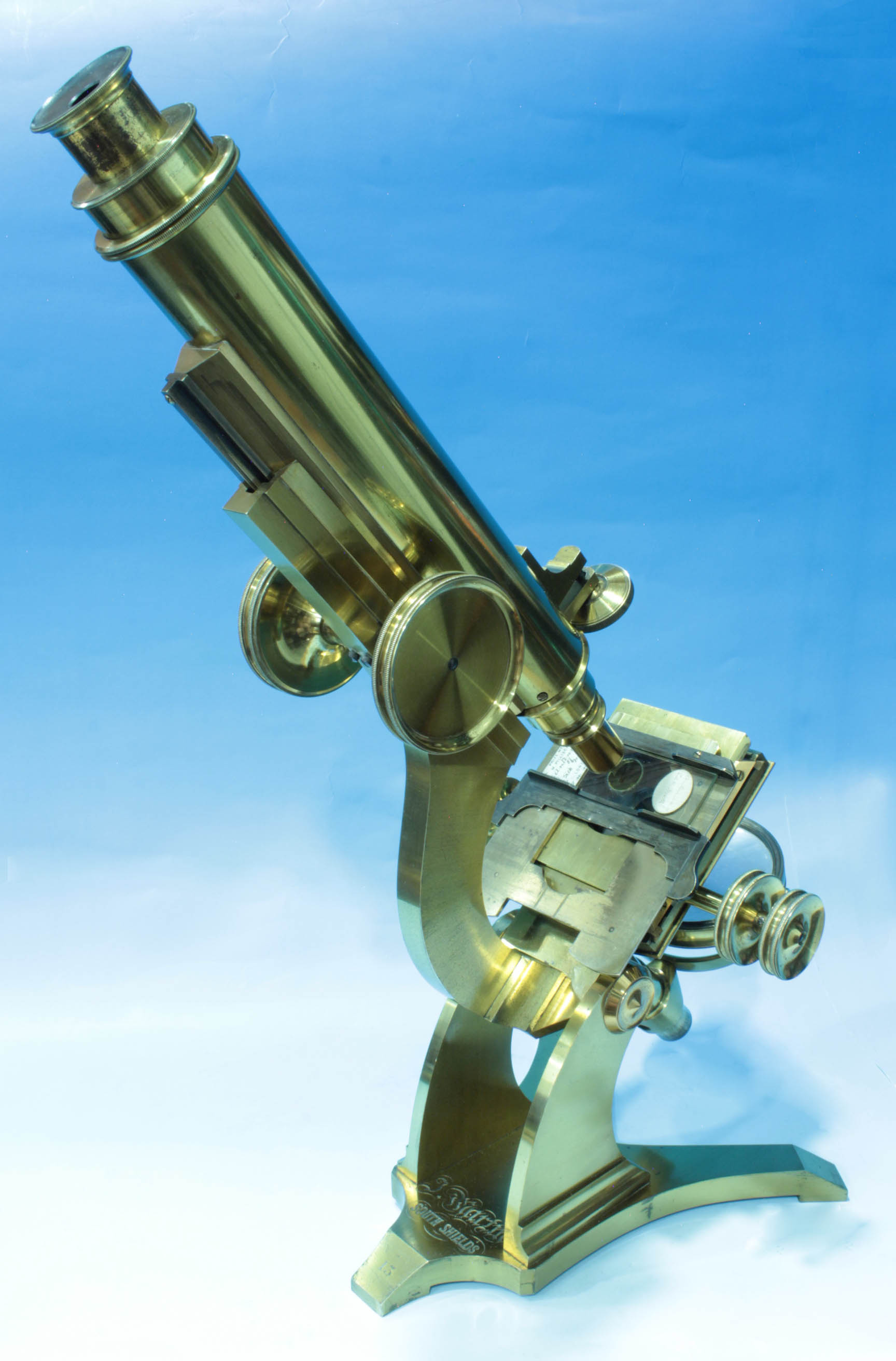 Pillischer microscope