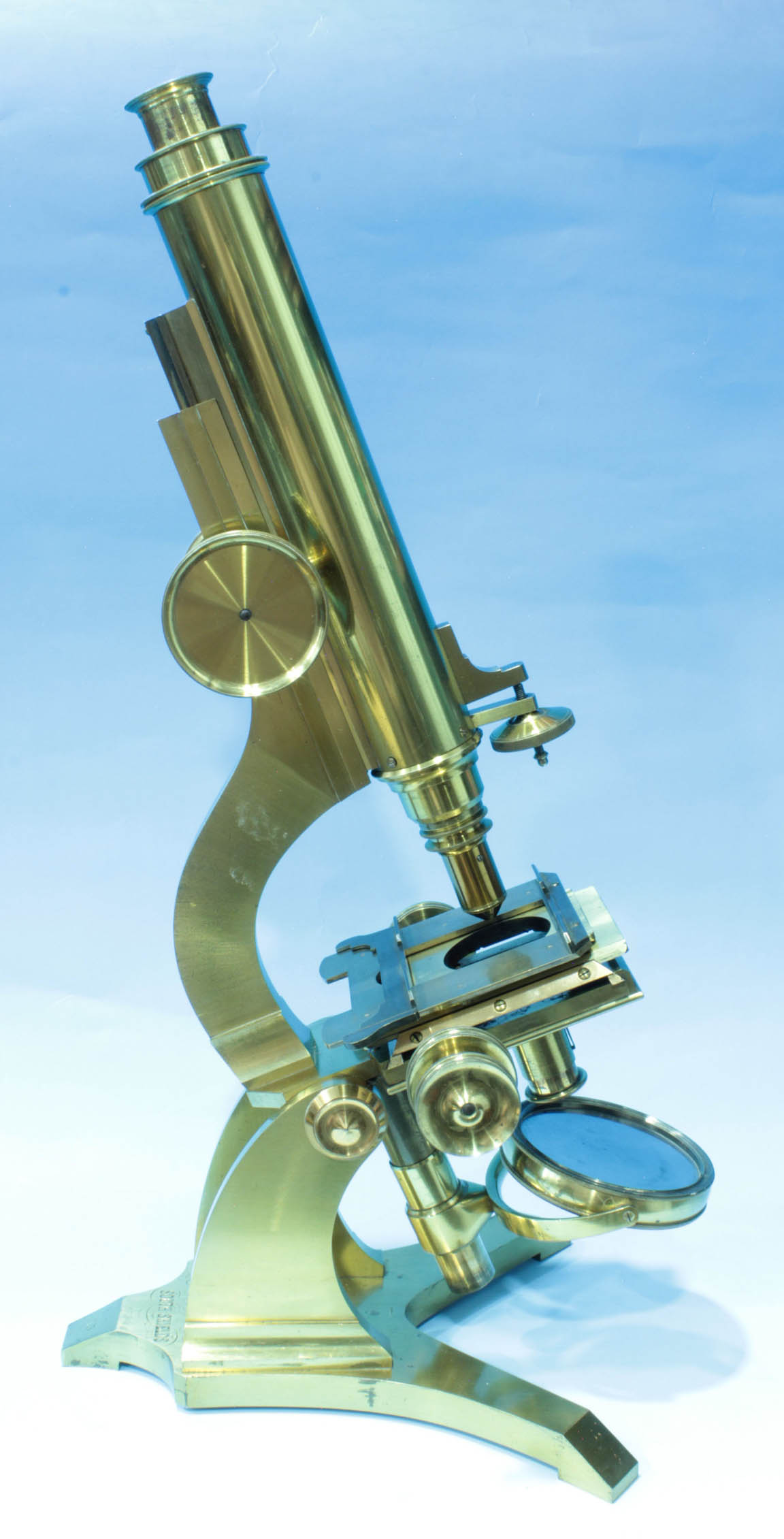 XXXX microscope