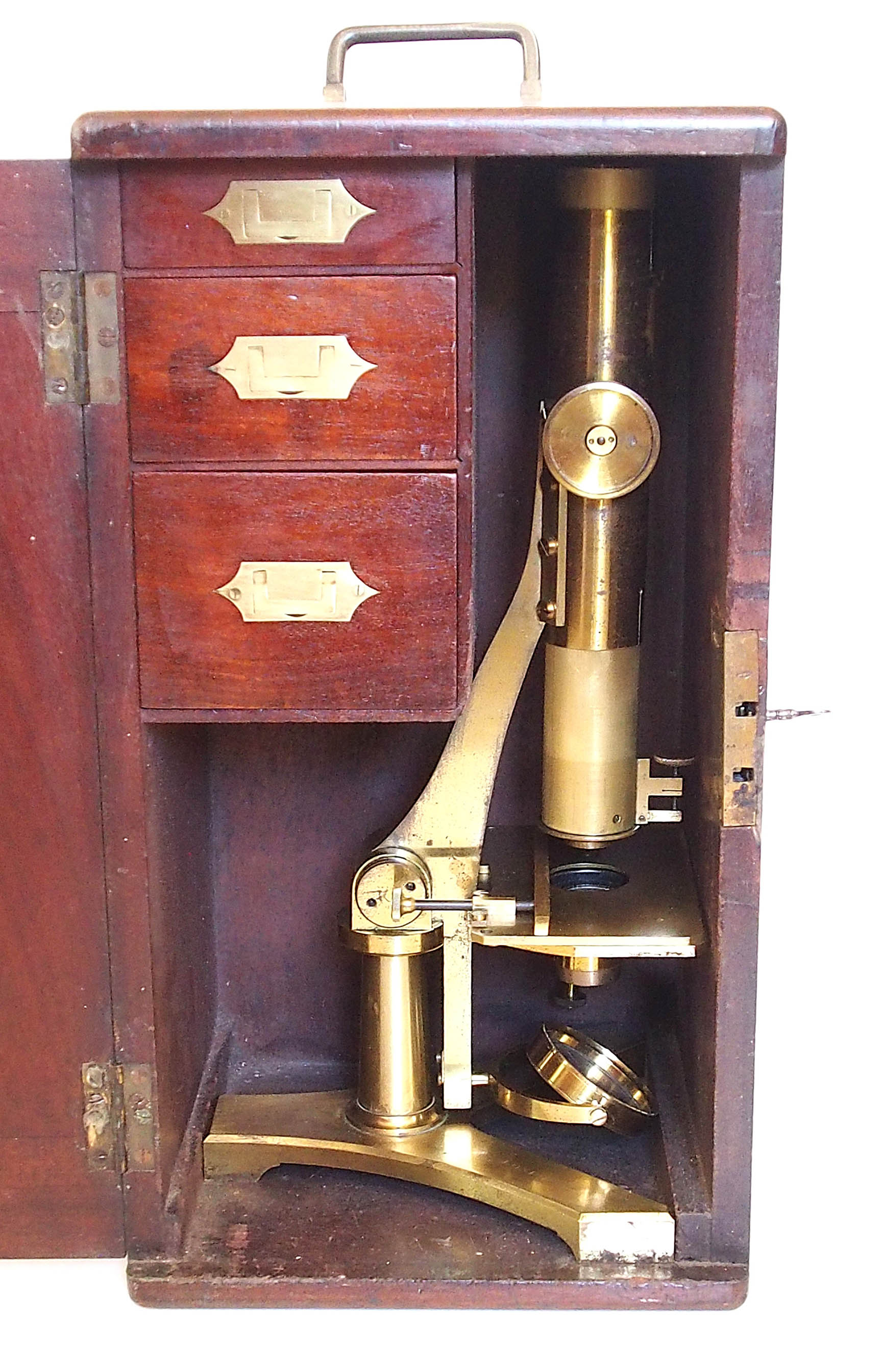 T&S microscope
